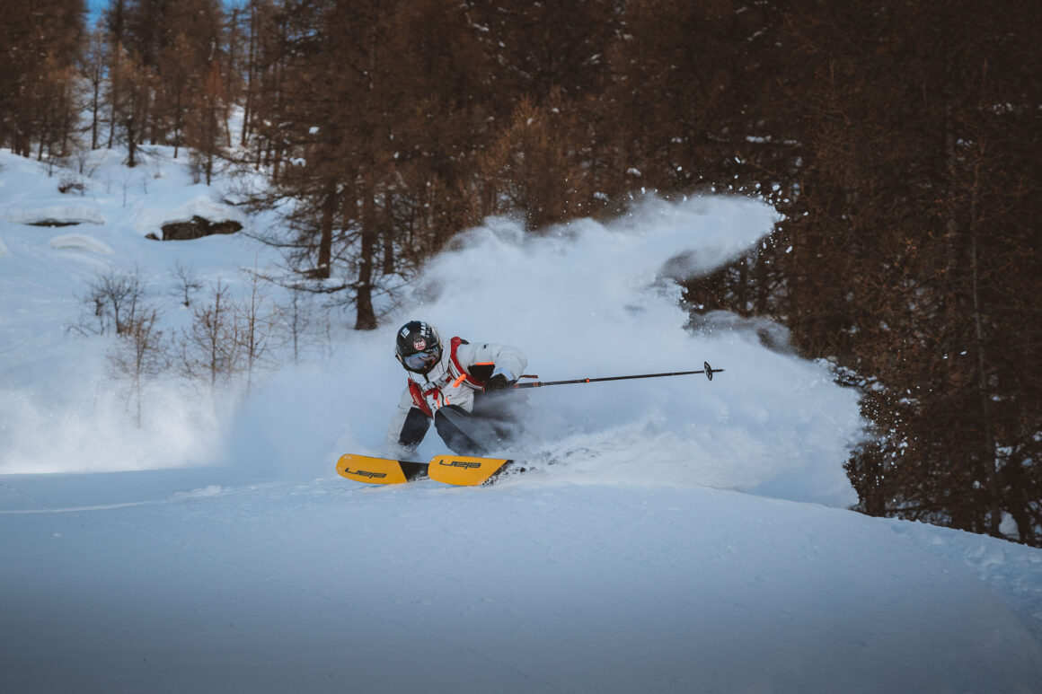 Ski turns - Shanty Cipolli